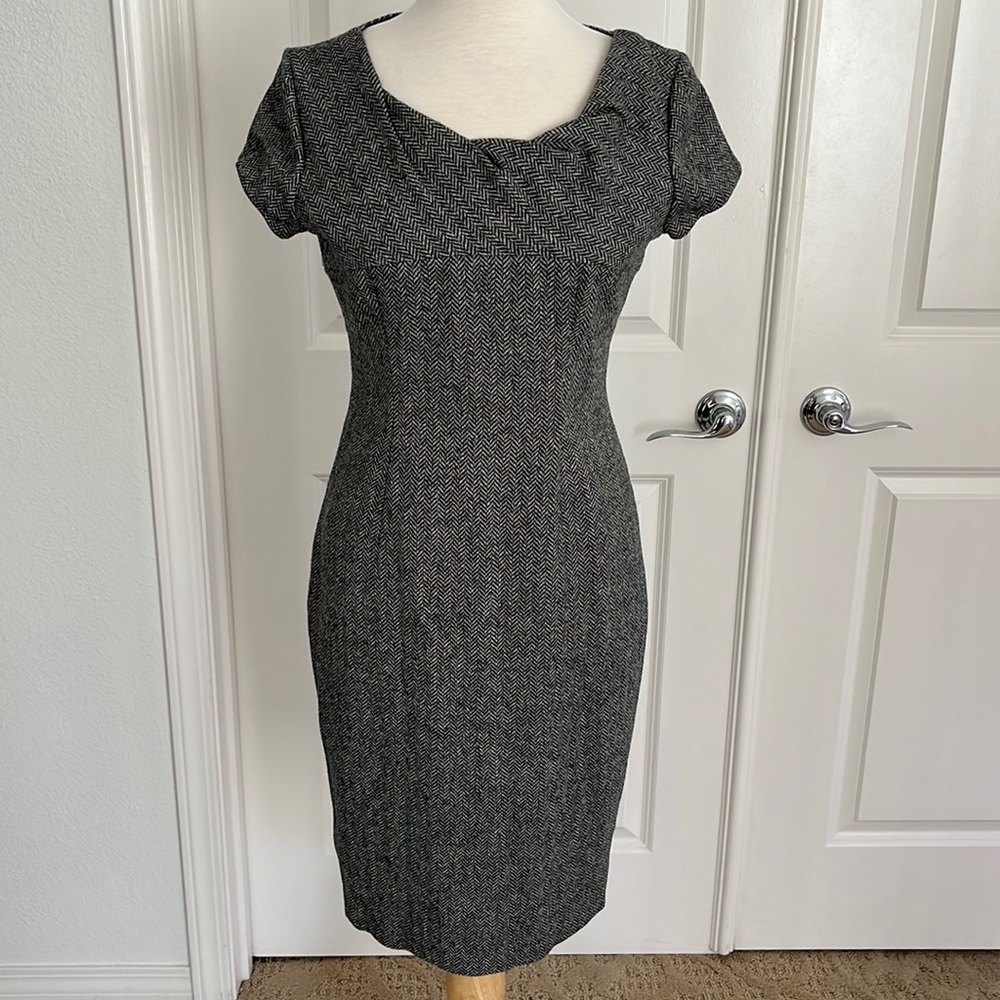 LK Bennett Wool Dress Size 6 NWT
